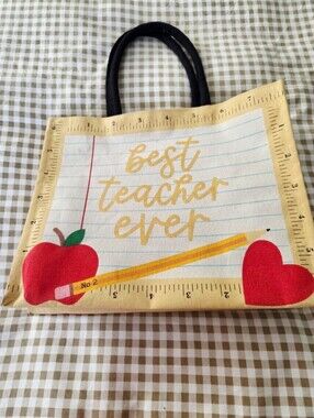 Best Teacher Ever Canvas Tote with Apples & Pencil
